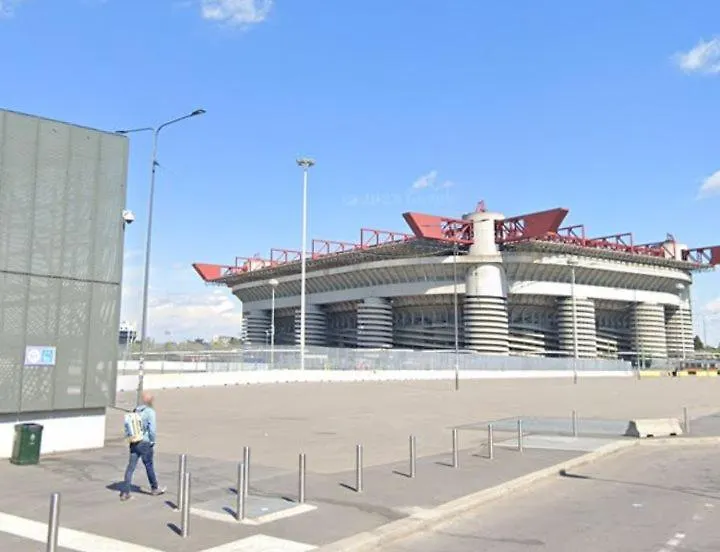 Guest house Camera Doppia A 700 Metri Dallo Stadio Cir 015146 Milan Italy