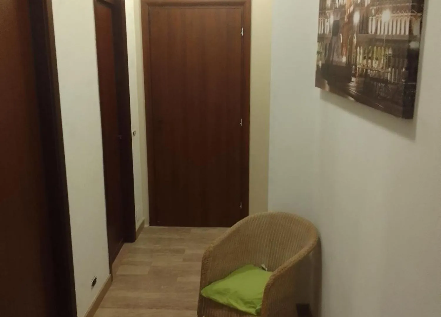 Camera Doppia A 700 Metri Dallo Stadio Cir 015146 Milan Guest house